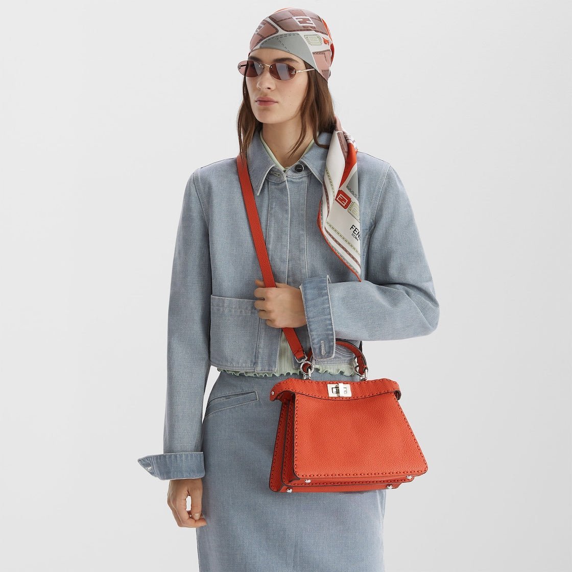 Peekaboo ISeeU Small in Cuoio Romano Orange - Image 3