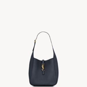 Le 5 à 7 Supple Small Bag in Grained Leather - Bleu