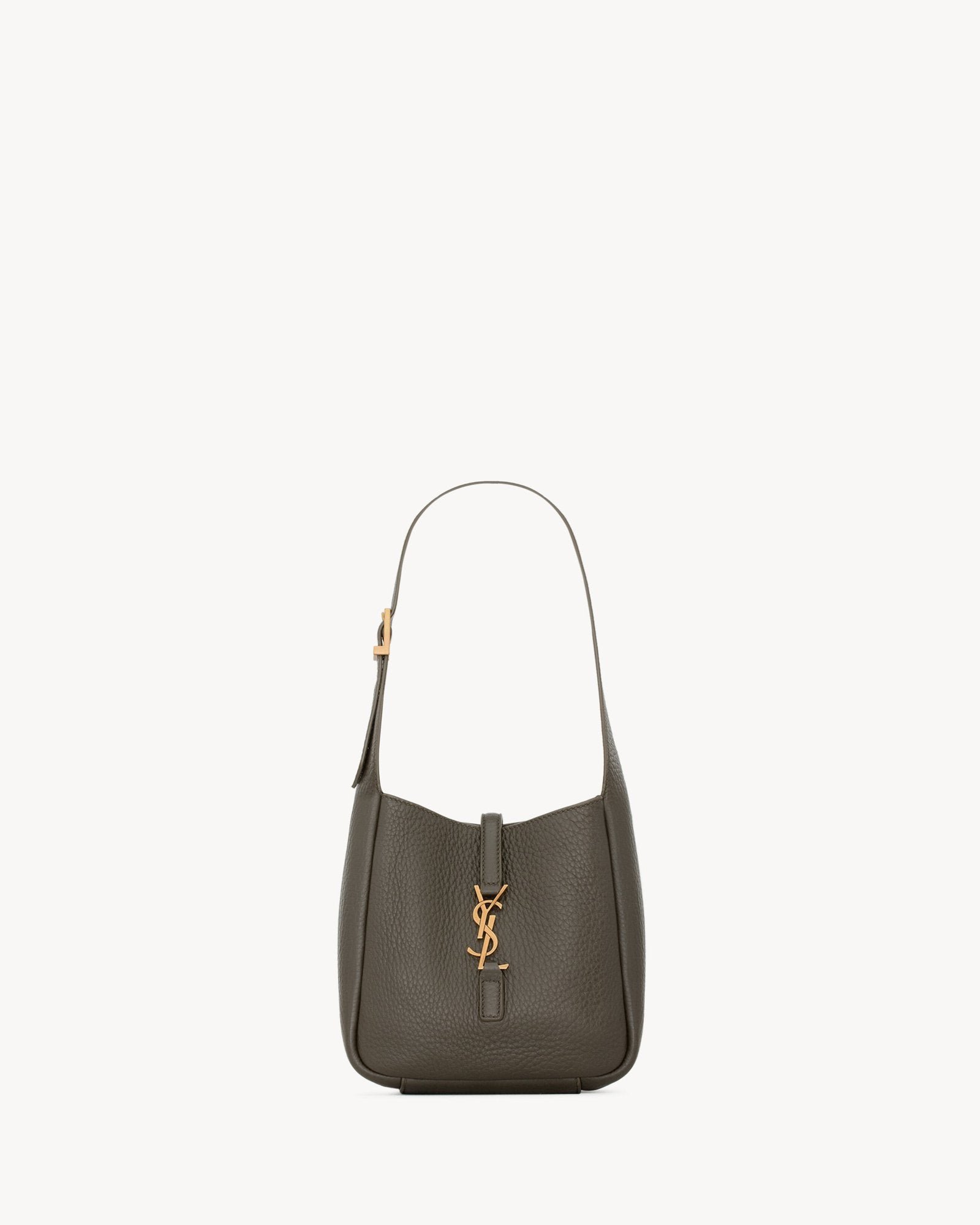 Le 5 À 7 Baby Bag in Grained Deerskin – Light Musk - Image 10